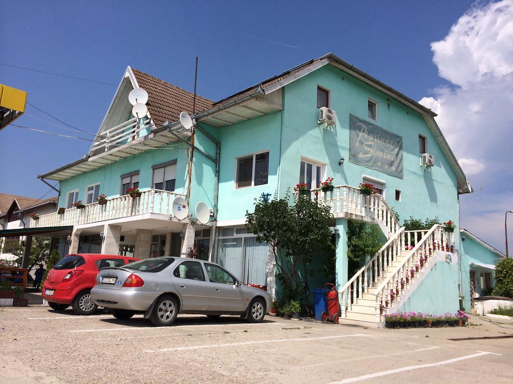 Pensiunea Simina Caransebeş Exterior foto